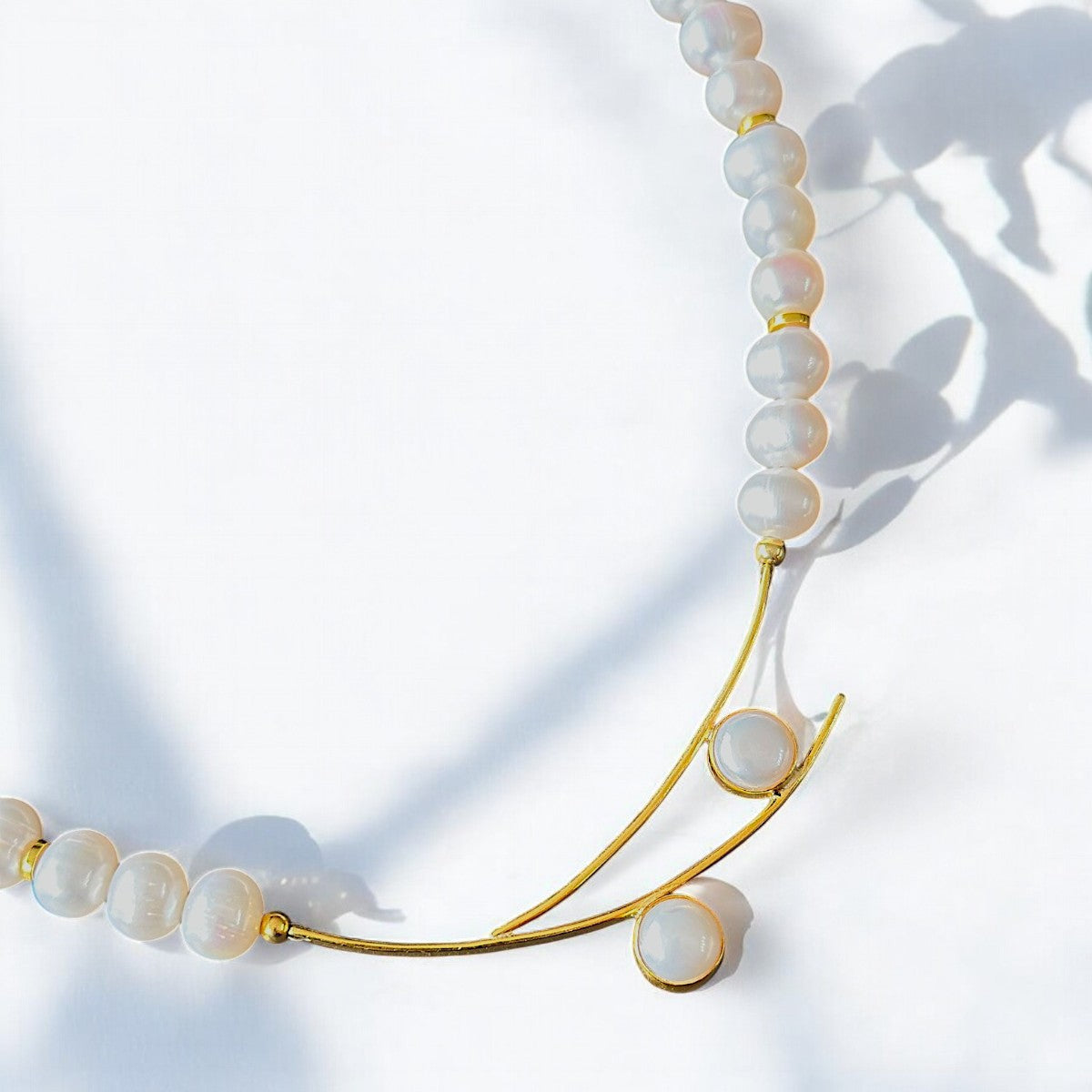 Arc Freshwater Pearls Necklace in 925 Sterling Silver