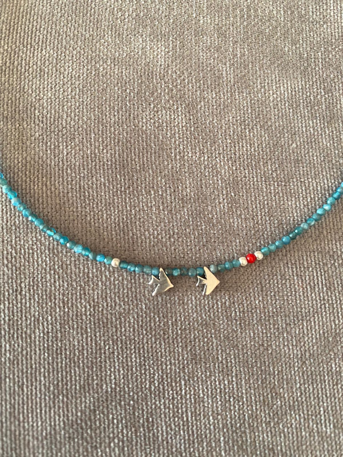 Duo Birdie Minimal Silver Necklace with delicate blue, white, and red beads